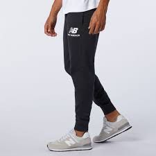 Спортивные брюки мужские New Balance Essentials Stacked Logo, L